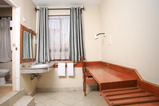 Paris Hotel Nairobi Exteriör bild